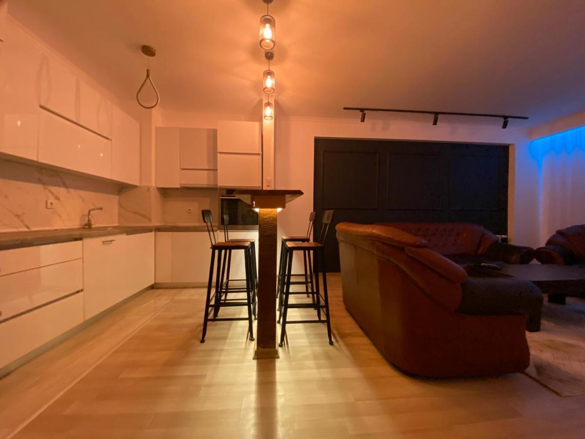 Prishtina Escape Apartments Pristina Kültér fotó