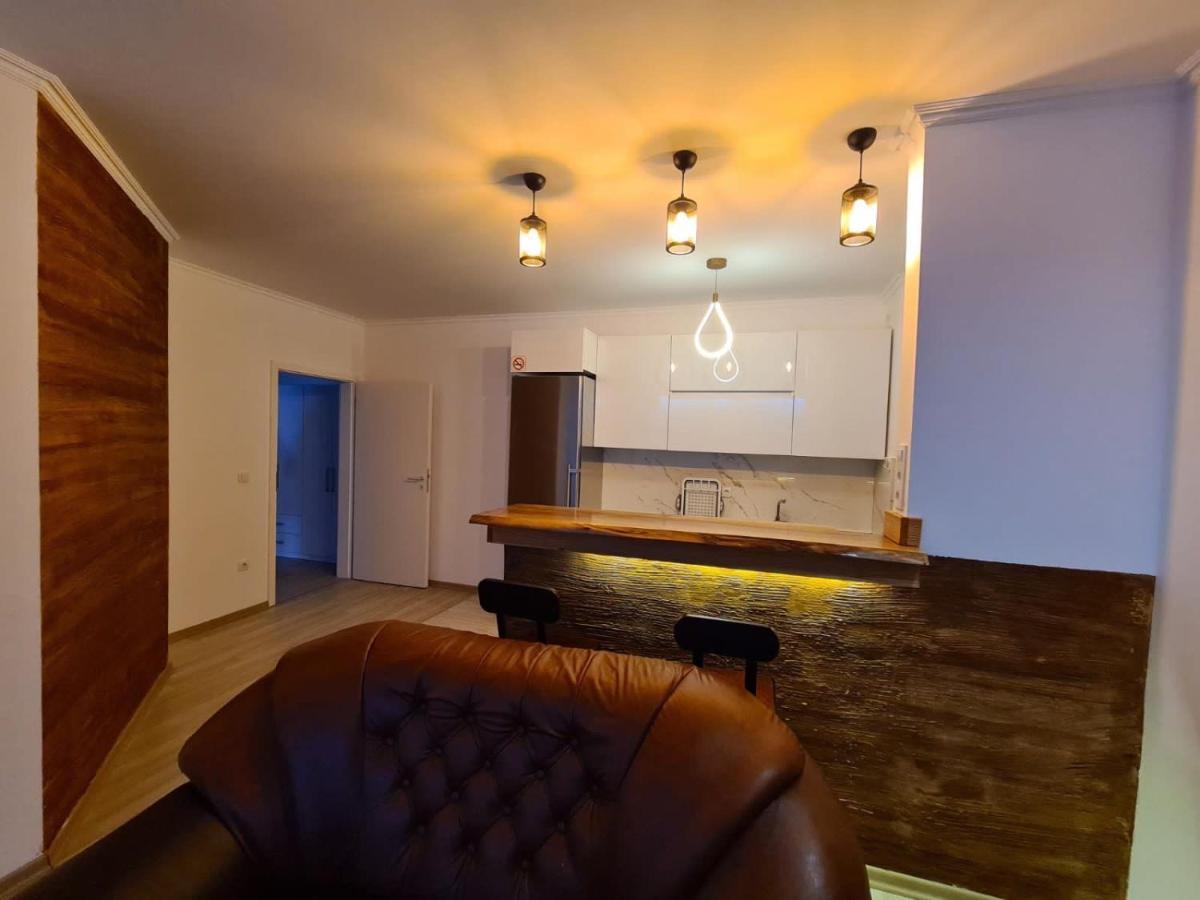 Prishtina Escape Apartments Pristina Kültér fotó